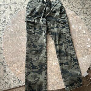 Goodthreads Men's Athletic-Fit Comfort Stretch Vintage Cargo Pant